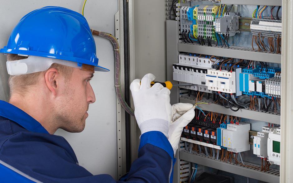 électricien installateur Garches